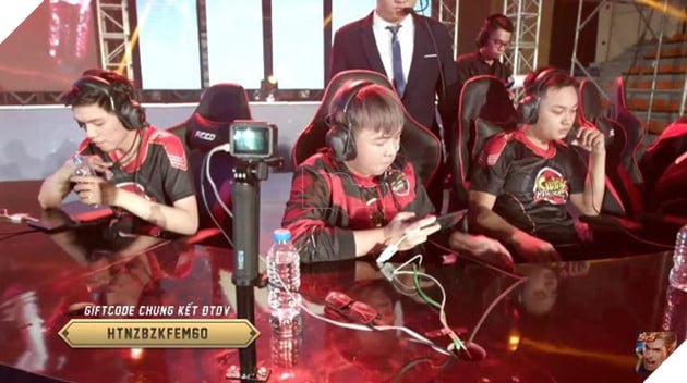 Hơn 200 nghìn người xem trực tiếp trận Chung kết giải Liên Quân Mobile quốc gia - Ảnh 3.