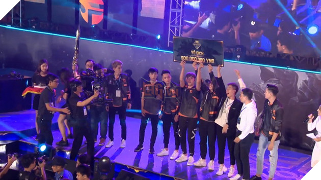 Team Flash chính thức đăng quang ngôi vô địch ĐTDV Mùa Đông, chuẩn bị tham gia AIC 2018 4