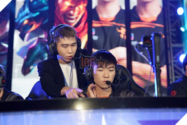 Team Flash chính thức đăng quang ngôi vô địch ĐTDV Mùa Đông, chuẩn bị tham gia AIC 2018 2