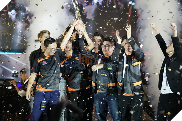 Team Flash chính thức đăng quang ngôi vô địch ĐTDV Mùa Đông, chuẩn bị tham gia AIC 2018