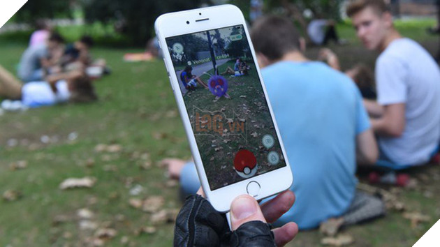 Đòi kết hôn với trò chơi và những điều kỳ lạ mà các fan cuồng dùng để thể hiện tình yêu với tựa game của mình - Ảnh 2.