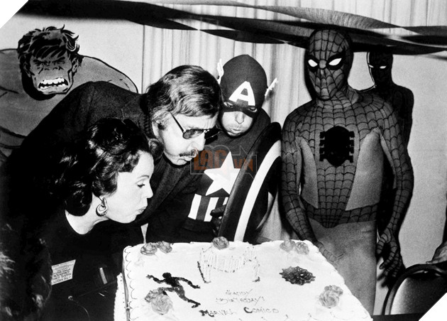 Stan Lee những hình ảnh đáng nhớ trong sự nghiệp của ông và giai thoại về người đàn ông đã sáng lập nên Marvel 4