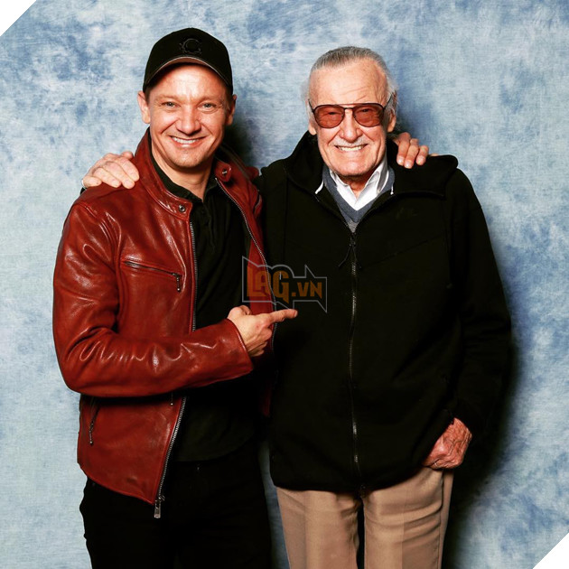 Dàn sao phim Marvel và nhiều nghệ sĩ khác cùng tưởng nhớ Stan Lee sau tin cha đẻ các siêu anh hùng qua đời - Ảnh 6.