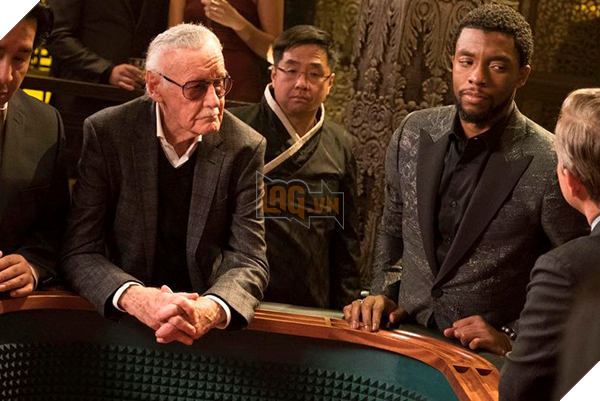 Tổng hợp 35 vai Cameo để đời của bố già Stan Lee xuất hiện cùng những đứa con siêu anh hùng - Ảnh 32.