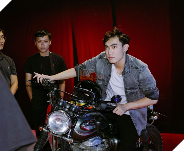 Chết cười với hình ảnh quý tộc và siêu ngầu của QTV, Levi, thầy Ba trong trailer Siêu sao đại chiến Việt Nam - Ảnh 4.