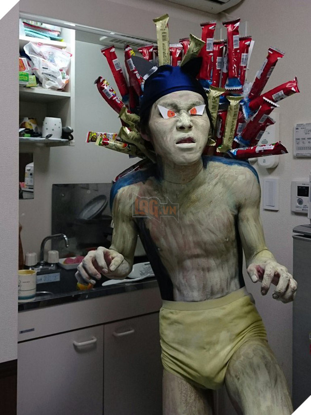 Tổng hợp những mẫu cosplay giá rẻ siêu buồn cười của thanh niên người Thái Lan 17