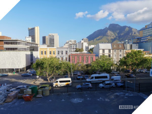 Liệu smartphone có cần đến 4 camera mặt sau hay không? 5