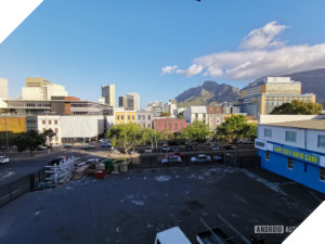 Liệu smartphone có cần đến 4 camera mặt sau hay không? 4