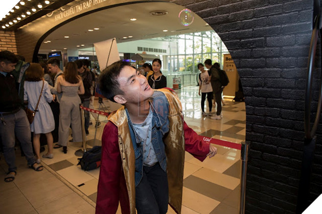 Khi các Potterhead tề tựu chờ đón Fantastic Beasts: The Crimes of Gindelwald 15