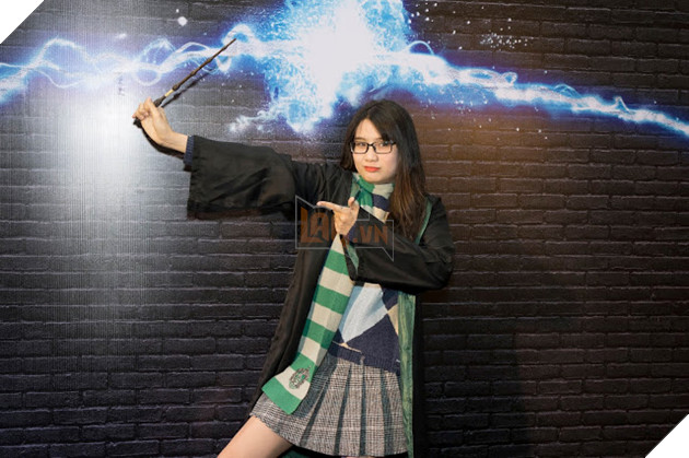 Tạm gác súng, Cris Devil Gamer cầm đũa phép đồng hành cùng dàn sao Việt  34