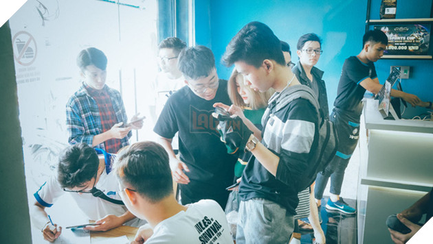 Hàng trăm game thủ cùng chúc mừng sinh nhật ROS Mobile tròn 1 tuổi tại Hồ Chí Minh - Ảnh 3.