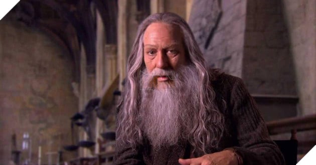 5 giả thuyết gây tranh cãi về những bí mật đen tối của gia đình Dumbledore trong Fantastic Beasts 2 - Ảnh 7.