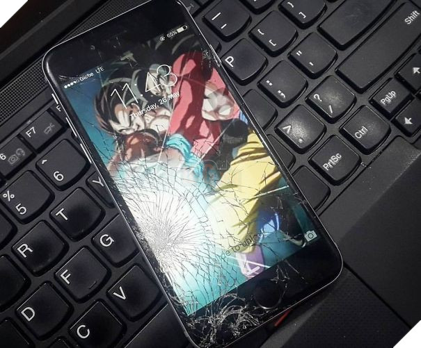 [Vui] 10+ cách sửa smartphone vỡ màn hình cực kỳ sáng tạo, không tồn tiền mà còn rất ngầu - Ảnh 10.