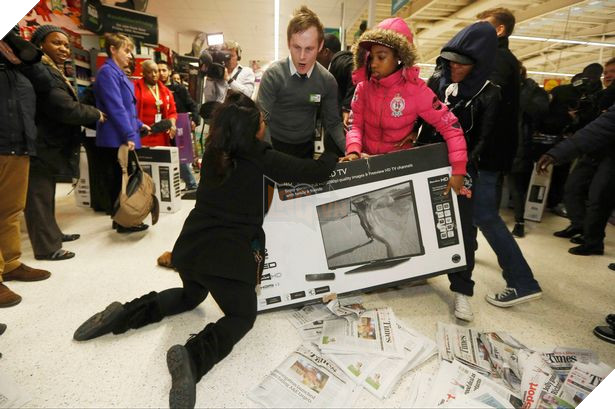 Black Friday là ngày gì và tại sao người ta phát cuồng vì Black Friday? 13