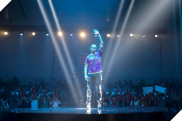 Bùng nổ Lễ khai mạc & Ngày thi đấu đầu tiên của AIC 2018 17