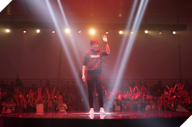 Bùng nổ Lễ khai mạc & Ngày thi đấu đầu tiên của AIC 2018 18