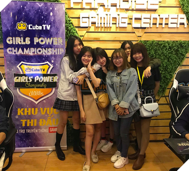 Vượt qua nhiều bóng hồng xinh đẹp, Bòngizdabest chính thức trở thành Nữ Game thủ được yêu thích nhất giải đấu Girl Power Championship - Ảnh 3.