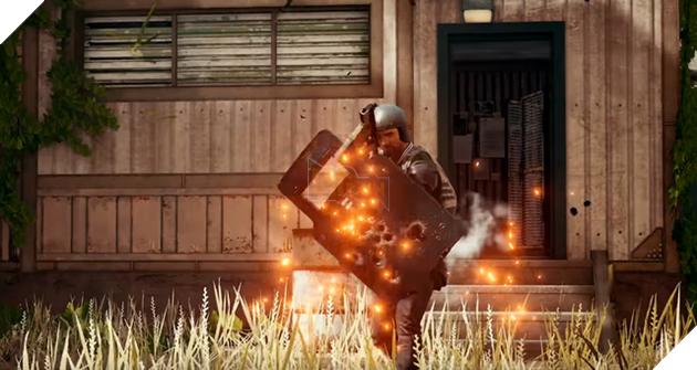 PUBG: Cộng đồng mạng bàn tán về Riot Shield, cho rằng nó quá bá đạo và không nên xuất hiện trong chế độ thường - Ảnh 1.