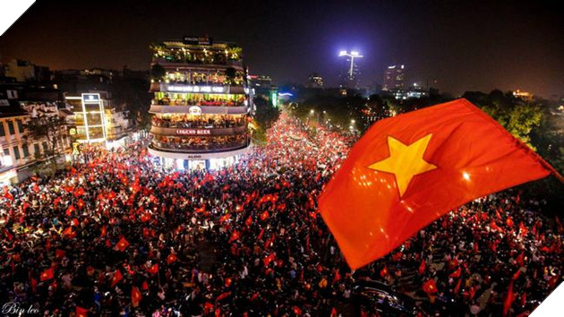 “Park Hang Seo - Nguoi Truyen Lua” va nhung cau chuyen chua ke ve bong da VN 4 “Park Hang Seo - Người Truyền Lửa” và những câu chuyện chưa kể về bóng đá VN 4