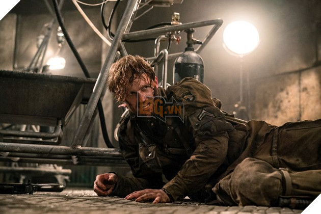 Review phim Chien Dich Overlord: Kinh di nhung giai tri toi da cho fan thich rung ron 6 Review phim Chiến Dịch Overlord: Kinh dị nhưng giải trí tối đa cho fan thích rùng rợn 6