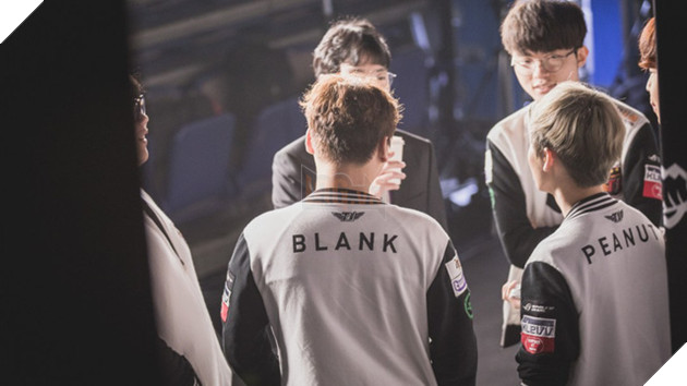 Blank: Tôi vẫn chưa tin vào sự thật rằng mình đã không còn khoác áo SKT nữa - Ảnh 4. Blank: Tôi vẫn chưa tin vào sự thật rằng mình đã không còn khoác áo SKT nữa - Ảnh 4.