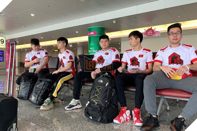 CrossFire Legends: Tuyen Viet Nam chinh thuc len duong tham du CFS 2018 CrossFire Legends: Tuyển Việt Nam chính thức lên đường tham dự CFS 2018