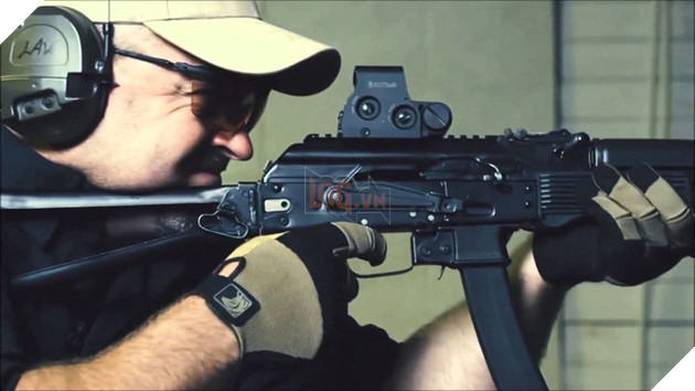 Những mẫu súng ngoại được lực lượng vũ trang Nga ưa chuộng - Ảnh 7.