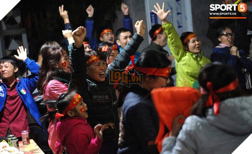 Tỷ số Việt Nam - Malaysia trực tiếp Malaysia 2-2 Việt Nam HT : Huy Hùng, Đức Huy liên tiếp lập công 17