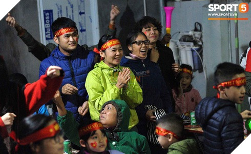 Tỷ số Việt Nam - Malaysia trực tiếp Malaysia 2-2 Việt Nam HT : Huy Hùng, Đức Huy liên tiếp lập công 16