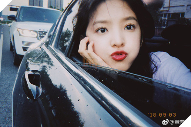 Chỉ một cú bấm follow, đại gia Vương Tư Thông biến hot girl Trung Quốc thành hiện tượng mạng xã hội - Ảnh 11.