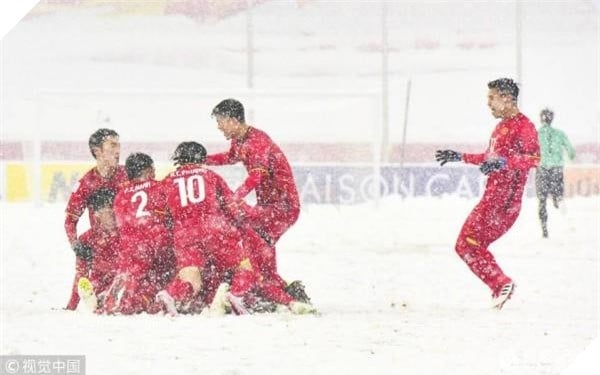 Fan cuồng Malaysia công kích trên trang cá nhân: Duy Mạnh tuy “gắt” nhưng không bao giờ là người xấu chơi 6