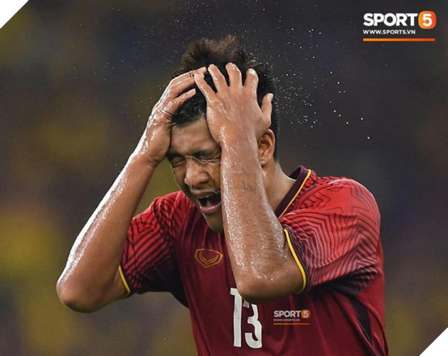 Tiết lộ tin nhắn bí mật Đức Chinh gửi quản lý sau khi bị chỉ trích là tội đồ vì liên tiếp ghi bàn hụt-2