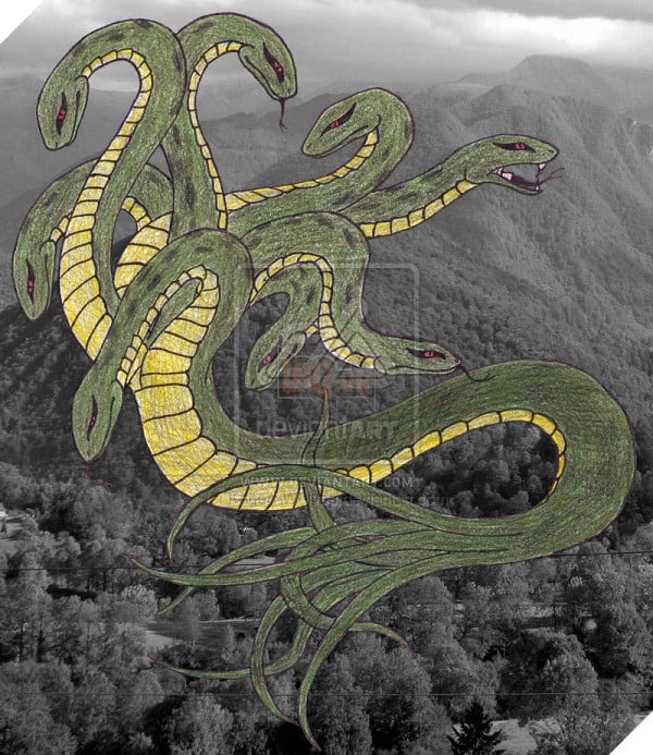 Huyền thoại quái vật rắn 8 đầu 8 đuôi ở Nhật Bản 1