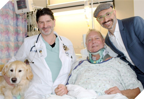 Xúc động với hành động cún cưng ủ ấm và kêu suốt 20 tiếng để cứu chủ 2