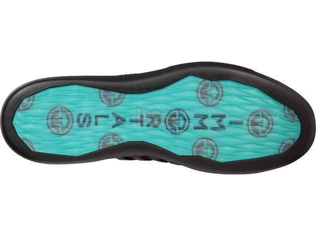 Immortals và K-Swiss hợp tác làm giày “Performance Sneaker” cho game thủ 3