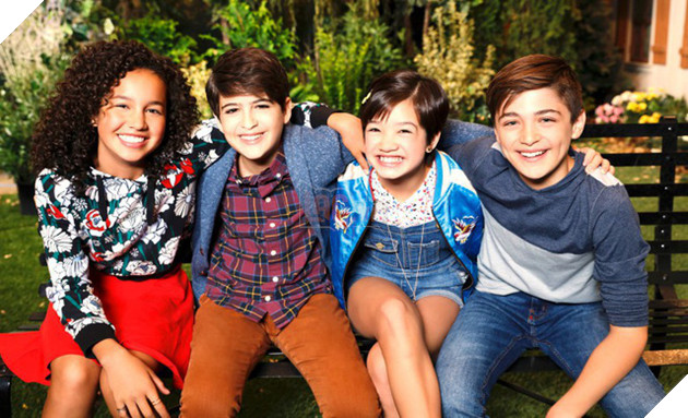 Sau James Gunn, thêm một diễn viên nữa của Disney bị sa thải vì cáo buộc quan hệ với trẻ vị thành niên - Ảnh 3.