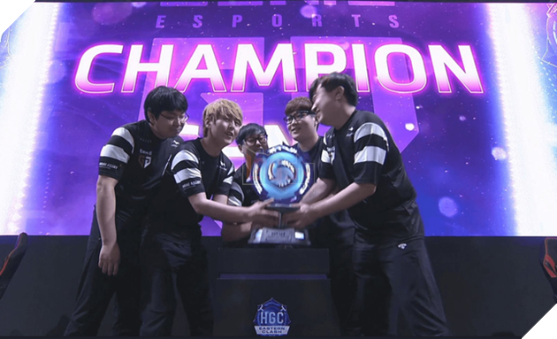 Blizzard bất ngờ khai tử mảng esport của Heroes of the Storm, hàng ngàn game thủ chỉ trích Blizzard vì bỗng dưng thất nghiệp - Ảnh 3.