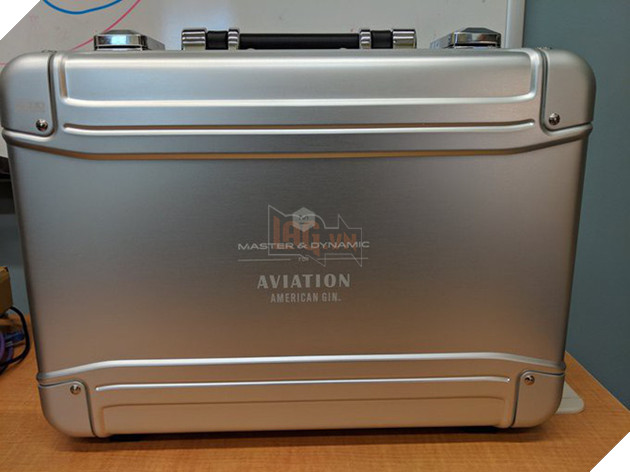 Sau Cú lừa thế kỷ - đánh tên miền Avengers 4 lại ra Deadpool, tác giả đã được nhận món quà cực khủng từ Ryan Reynolds - Ảnh 4.