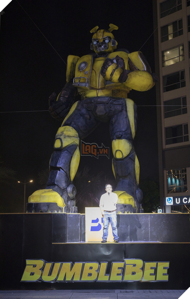 Đánh thức siêu robot biến hình Bumblebee cùng Ninh Dương Lan Ngọc, Hứa Vĩ Văn và dàn sao Việt 39