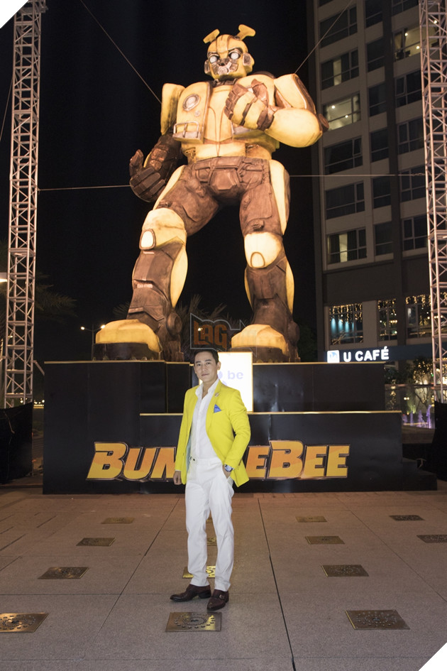 Đánh thức siêu robot biến hình Bumblebee cùng Ninh Dương Lan Ngọc, Hứa Vĩ Văn và dàn sao Việt 10