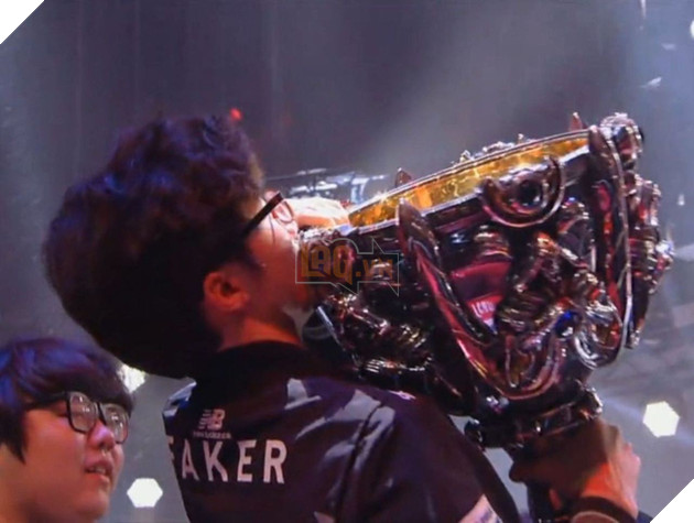 Faker lại thể hiện độ phũ khi trả lời phỏng vấn: kkOma dành nhiều thời gian cho tôi nhất, nhưng tôi thì chả muốn gặp anh ấy tí nào - Ảnh 6.