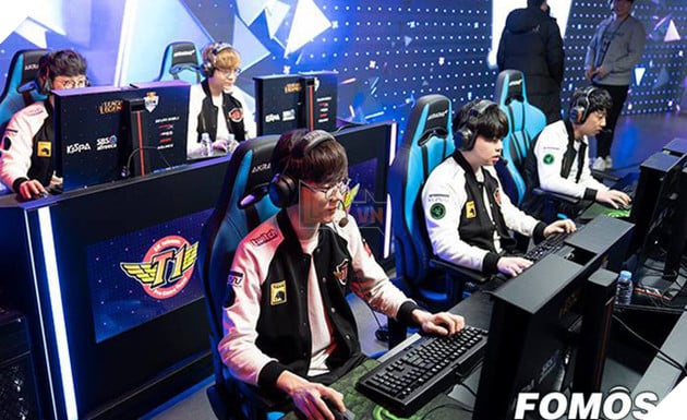 Dream Team SKT thân với nhau nhanh vô cùng, Faker trở thành người nói nhiều kể từ khi các thành viên mới đến - Ảnh 3. Dream Team SKT thân với nhau nhanh vô cùng, Faker trở thành người nói nhiều kể từ khi các thành viên mới đến - Ảnh 3.
