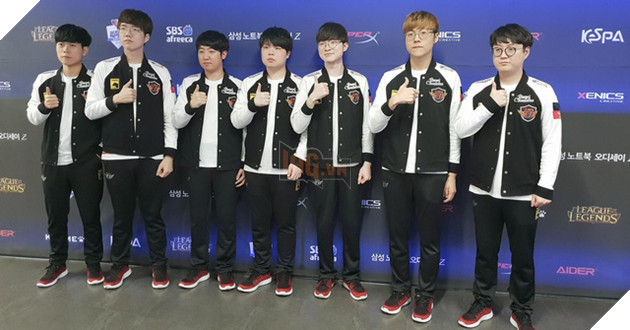 Cộng đồng LMHT điên đảo trước perfect game của SKT: Ván 1 thực sự như thánh nhập luôn - Ảnh 1. Cộng đồng LMHT điên đảo trước perfect game của SKT: Ván 1 thực sự như thánh nhập luôn - Ảnh 1.