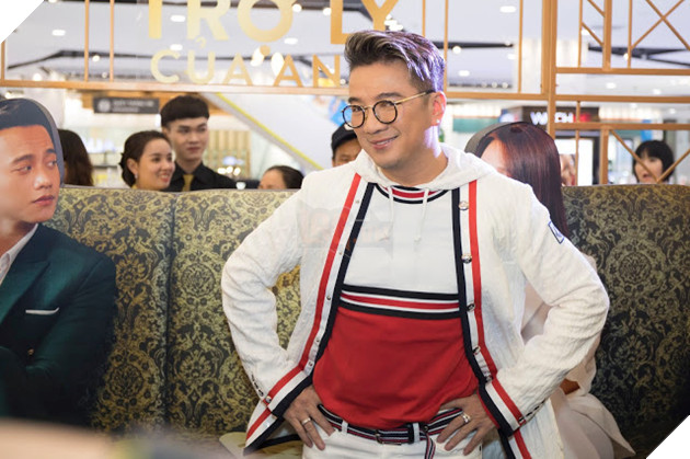  Chị trợ lý Mỹ Tâm rạng ngời bên Giám đốc Mai Tài Phến và dàn sao Việt hùng hậu 32