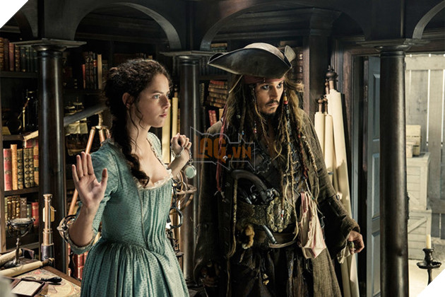 Da Johnny Depp ra khoi Pirates of the Caribbean giup Disney tiet kiem den 90 trieu do la Đá Johnny Depp khỏi Cướp biển, Disney tiết kiệm 90 triệu USD