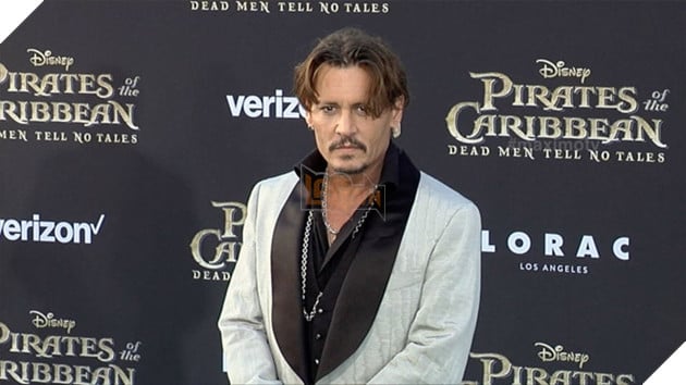 Da Johnny Depp ra khoi Pirates of the Caribbean giup Disney tiet kiem den 90 trieu do la 2 Đá Johnny Depp khỏi Cướp biển, Disney tiết kiệm 90 triệu USD