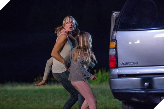 Review phim Quỷ Dữ Rình Rập: Đi theo lối mòn Slasher cổ đại không có gì đổi mới 4