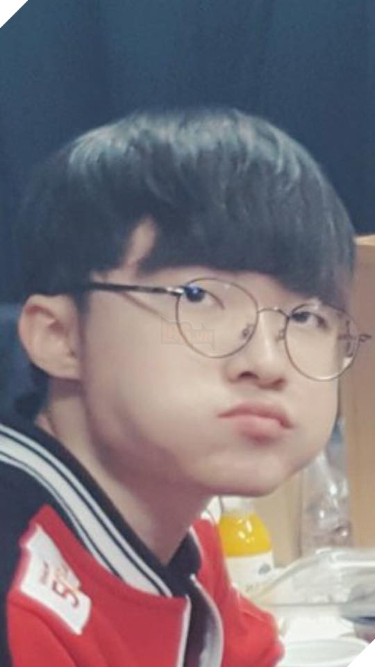 LMHT: Nổi tiếng keo kiệt nhưng Faker lại tặng quà sinh nhật công khai cho một người duy nhất, giá trị lên tới gần...200 nghìn VND - Ảnh 3.