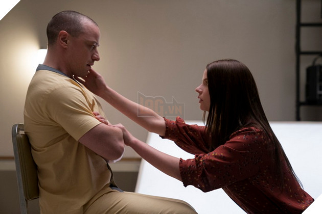 Review phim Glass - Bo Ba Quai Nhan: Bo phim sieu anh hung moi la nhung nhoi nhet qua nhieu Plot Twist khong can thiet 8 Review phim Glass - Bộ Ba Quái Nhân: Bộ phim siêu anh hùng mới lạ nhưng nhồi nhét quá nhiều Plot Twist không cần thiết 8