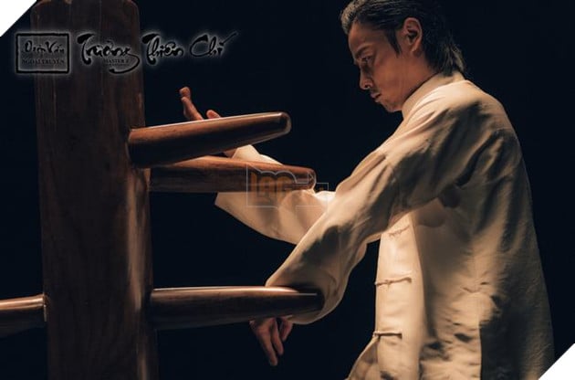 Diep Van Ngoai Truyen: Truong Thien Chi mang den Vinh Xuan Quyen manh me, day thuyet phuc 2 Diệp Vấn Ngoại Truyện: Trương Thiên Chí mang đến Vịnh Xuân Quyền mạnh mẽ, đầy thuyết phục 2